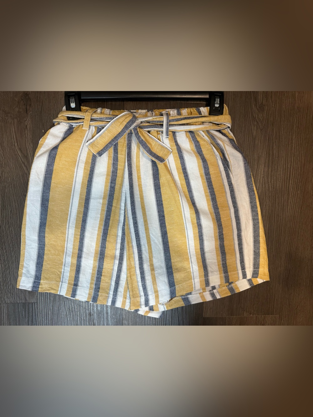 Style Me Linen Blend High Waist Tie Waist Striped Shorts Small